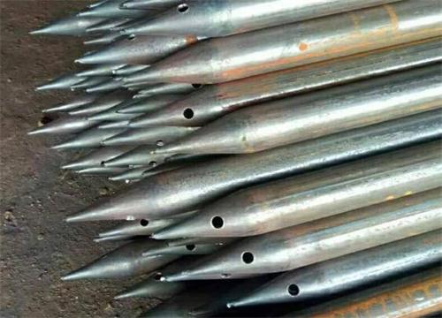 始兴隧道钢花管现货